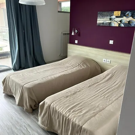 Апартамент Sunny House