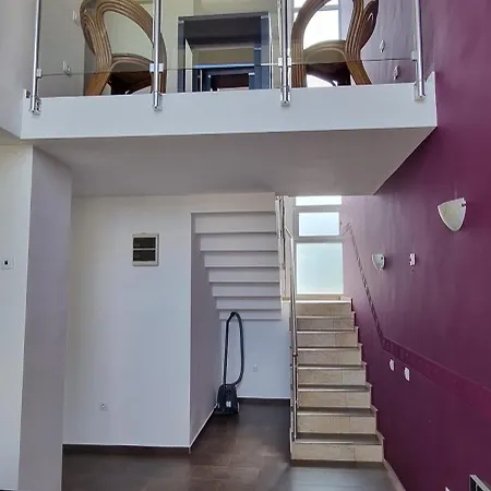 Апартамент Sunny House